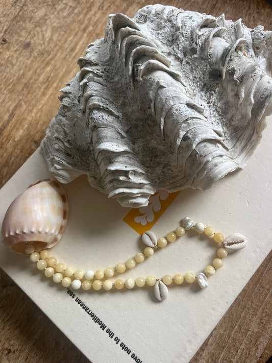 Motu Necklace 〰 Butter